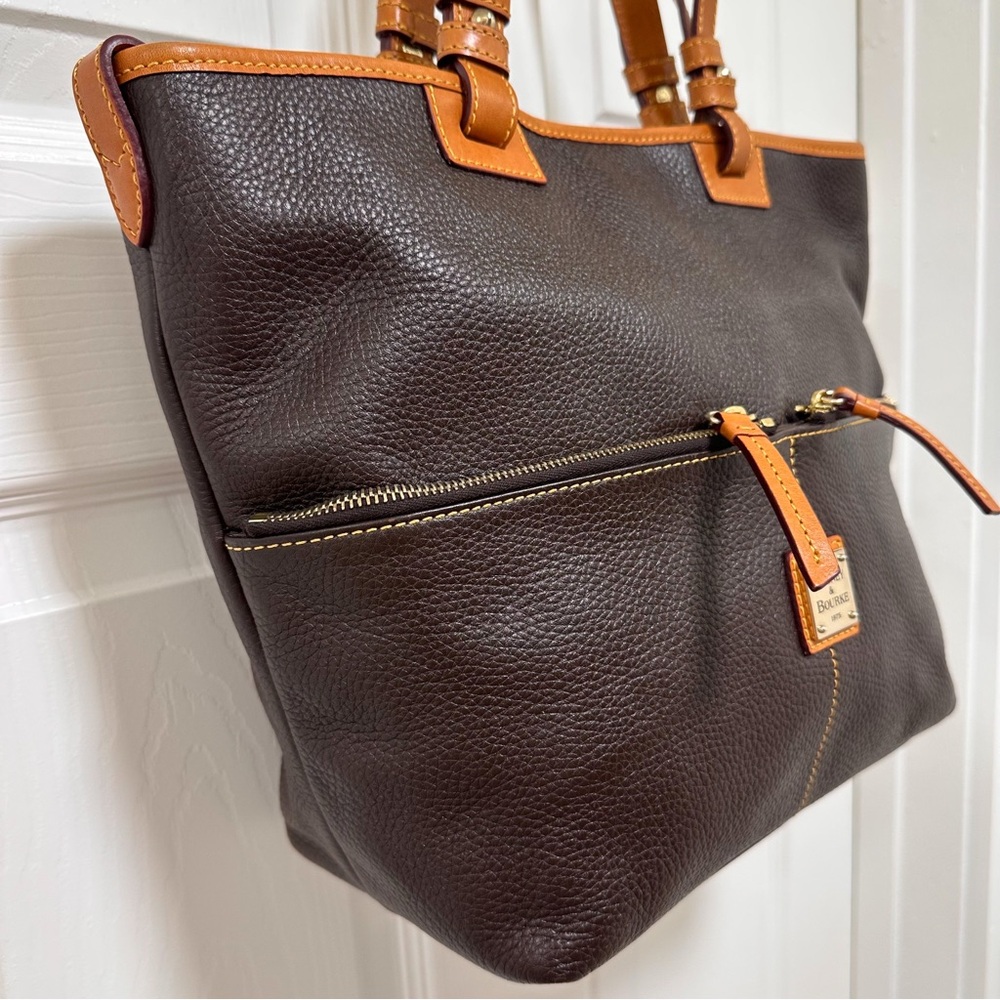 Dooney & Bourke Pebbled Grain Leather Shopper Tote Brown With Tan Trim - Picture 3 of 12